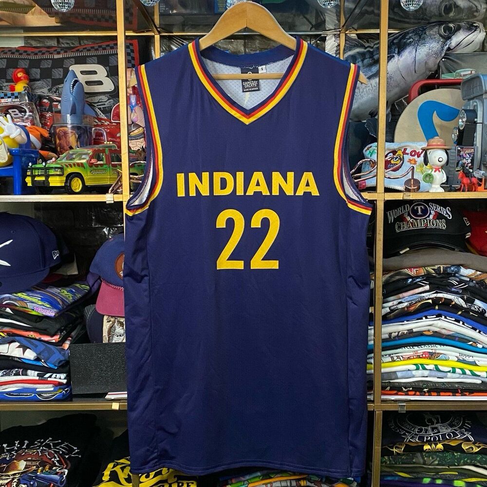 Caitlin Clark Indiana Fever WNBA Gameday Greats Jersey Small Navy Yellow 22 AT&T